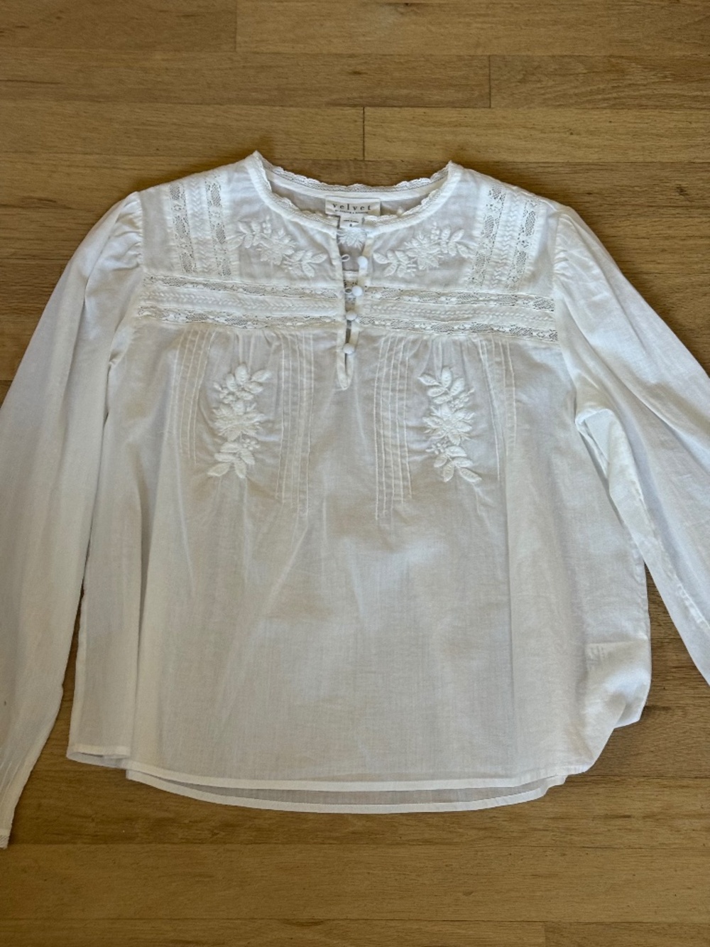 Velvet beautiful white blouse